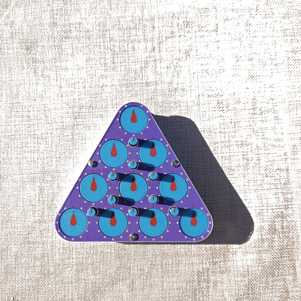 Triangle-10 VM